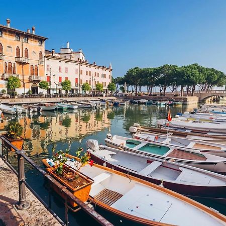 Heart Of Riva - 100 Mt. From The Lake - Happy Rentals Esterno foto